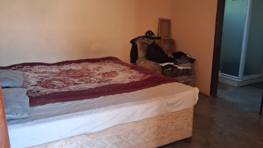 5 Bedroom Property for Sale in Mabopane Unit A North West